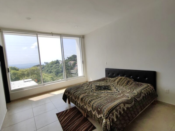 Venta de Casa Sola con Alberca al Norte de Curenavaca