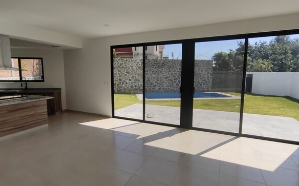 Venta de casa sola con alberca propia al norte de morellos