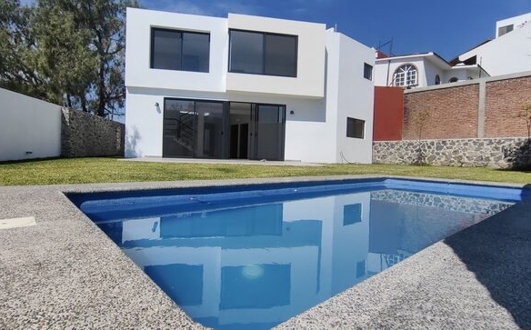Venta de casa sola con alberca propia al norte de morellos