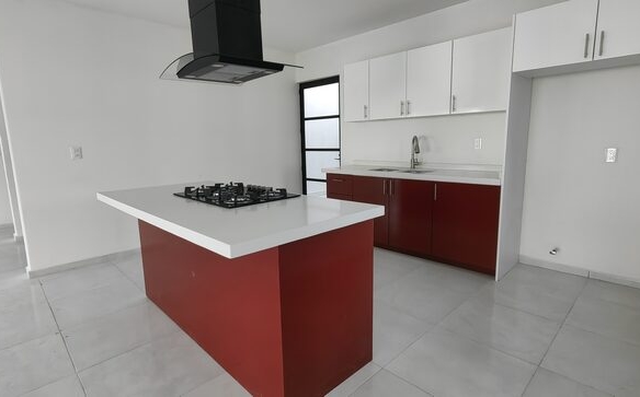 Venta de casa sola con alberca propia al sur de morelos
