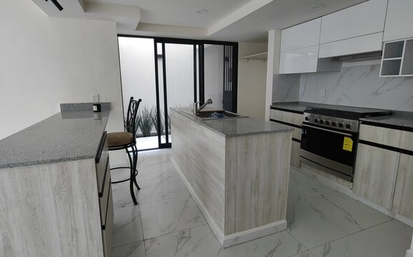 Venta de Casa Nueva en Fraccionamiento al Norte de Cuernavaca