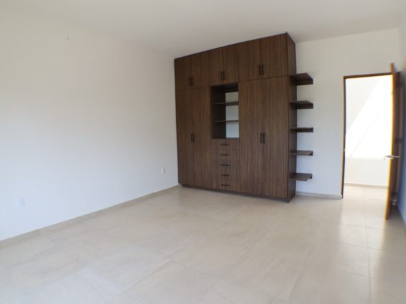 20251022011214_IMG_1806