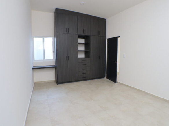 Venta de casa sola con alberca en fraccionamiento al sur de Morelos
