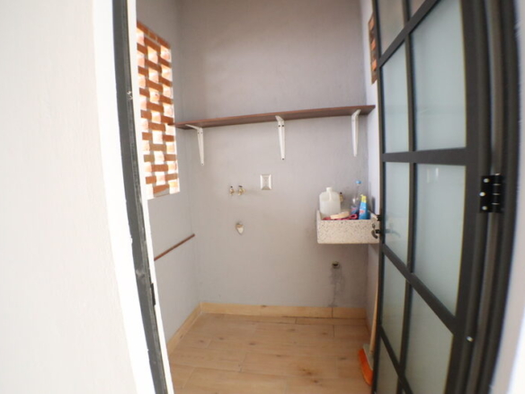 Venta de casa sola con alberca propia al sur de Morelos