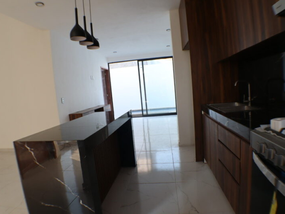 Venta de casa sola con alberca propia al sur de Cuernavaca