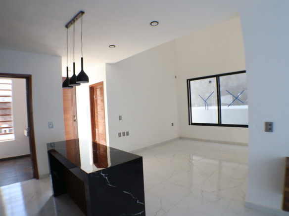 Venta de casa sola con alberca propia al sur de Cuernavaca