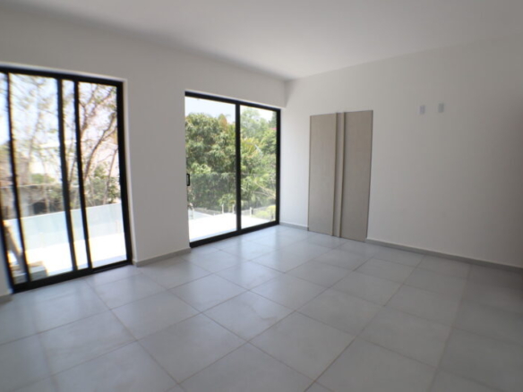 Venta de casa con alberca propia en el municipio de Jiutepec Morelos