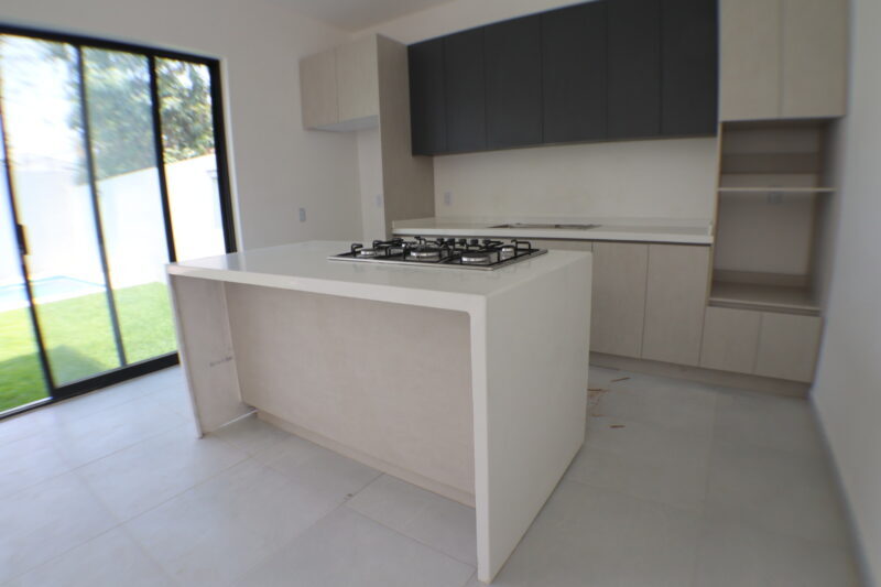 Venta de casa con alberca propia en el municipio de Jiutepec Morelos