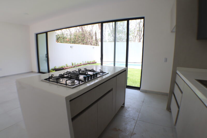 Venta de casa con alberca propia en el municipio de Jiutepec Morelos