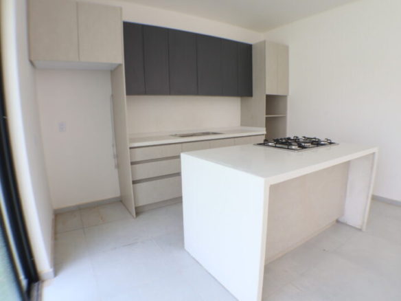 Venta de casa con alberca propia en el municipio de Jiutepec Morelos