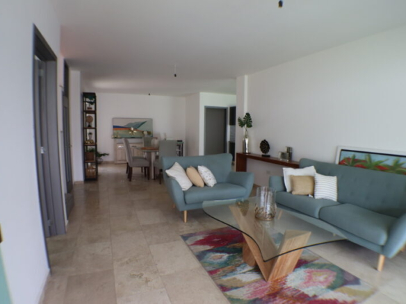 Venta de casa con alberca propia a 5 minutos del centro de Jiutepec, Morelos