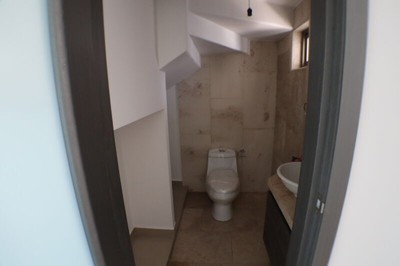 Venta de casa con alberca propia a 5 minutos del centro de Jiutepec, Morelos