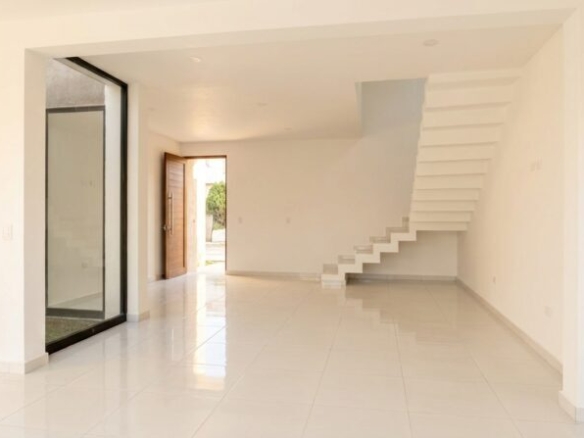 venta de casa sola con alberca en cuautla a 35 min de la zona oriente de Ciudad de Mexico